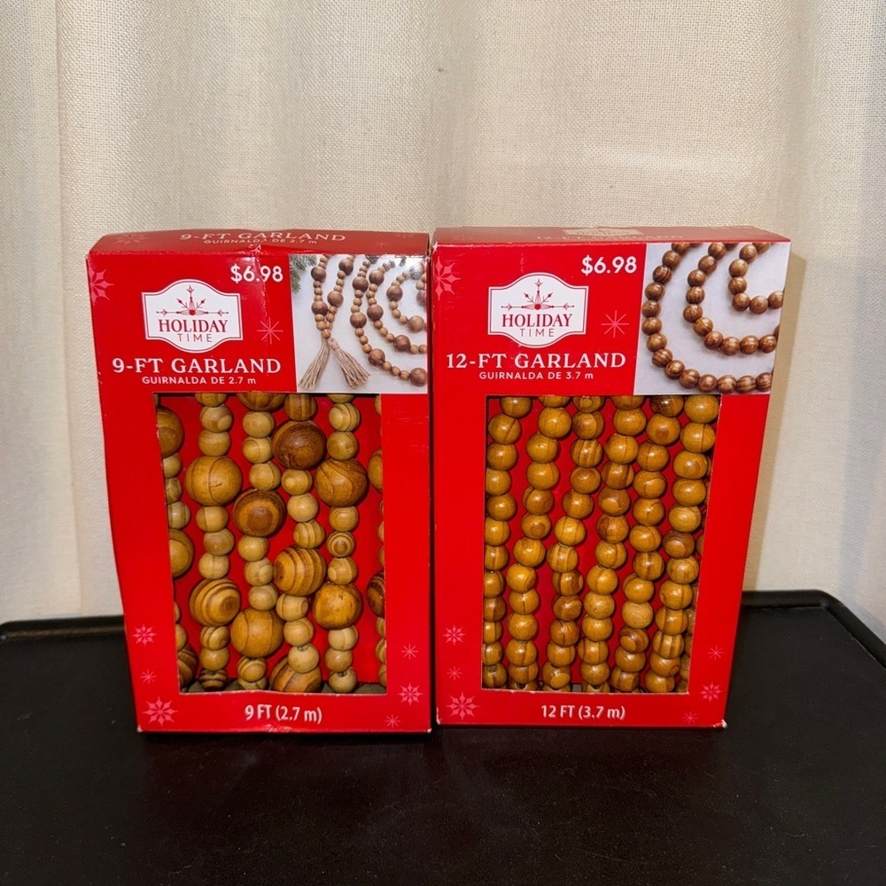 Christmas tree beaded garland NWT